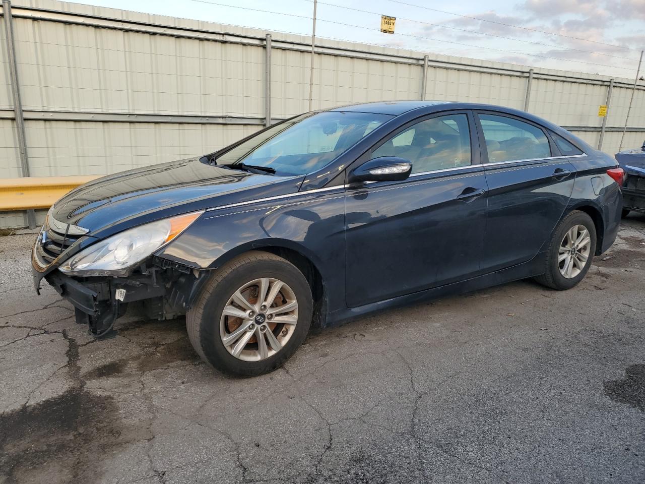 2014 Hyundai Sonata Gls for Sale in Dyer, IN - Side