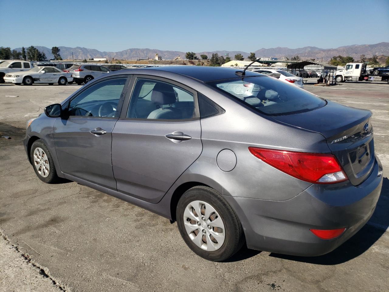 KMHCT4AE6FU885243 2015 HYUNDAI ACCENT - Image 2