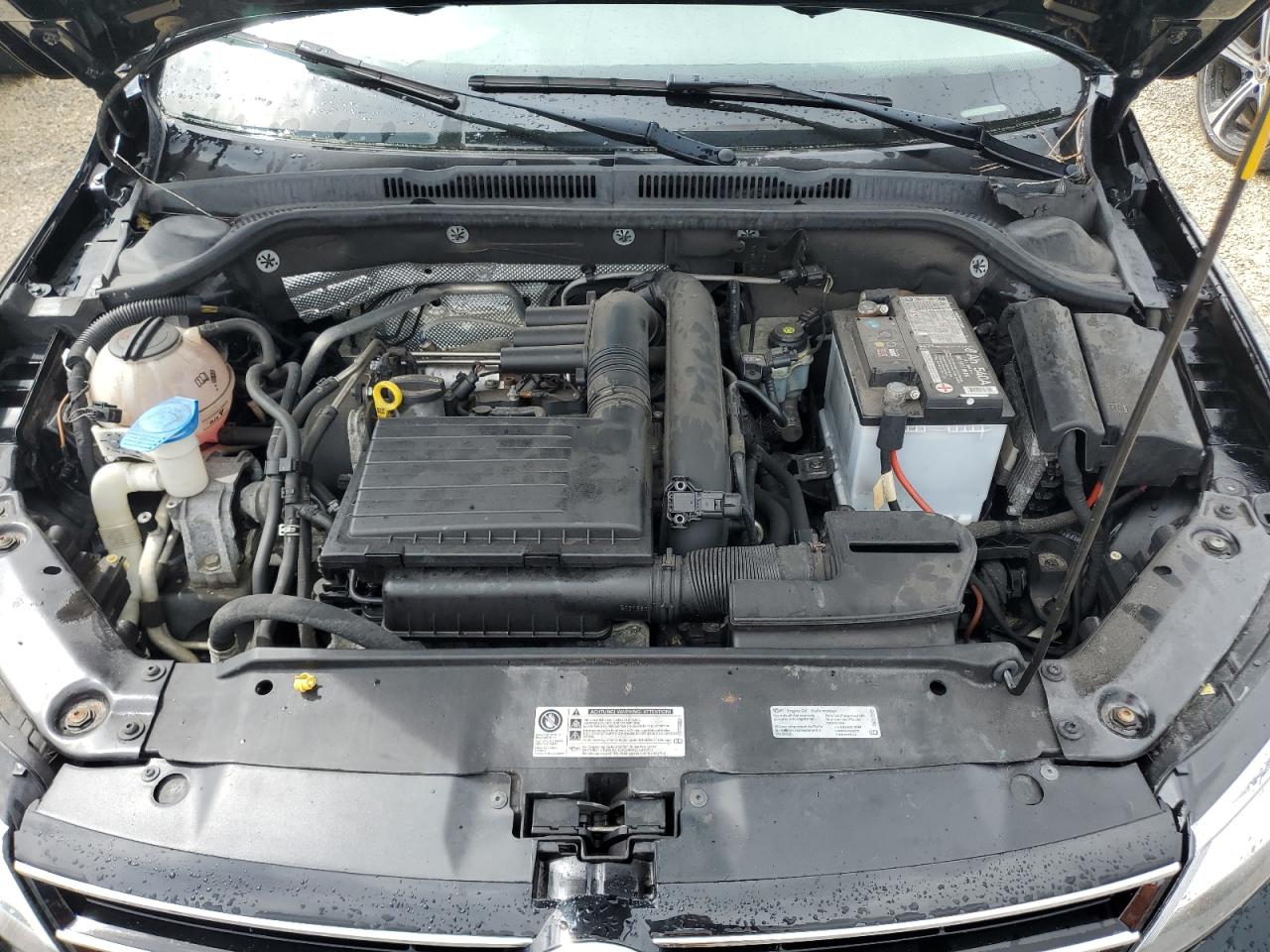 2016 Volkswagen Jetta - Image 11