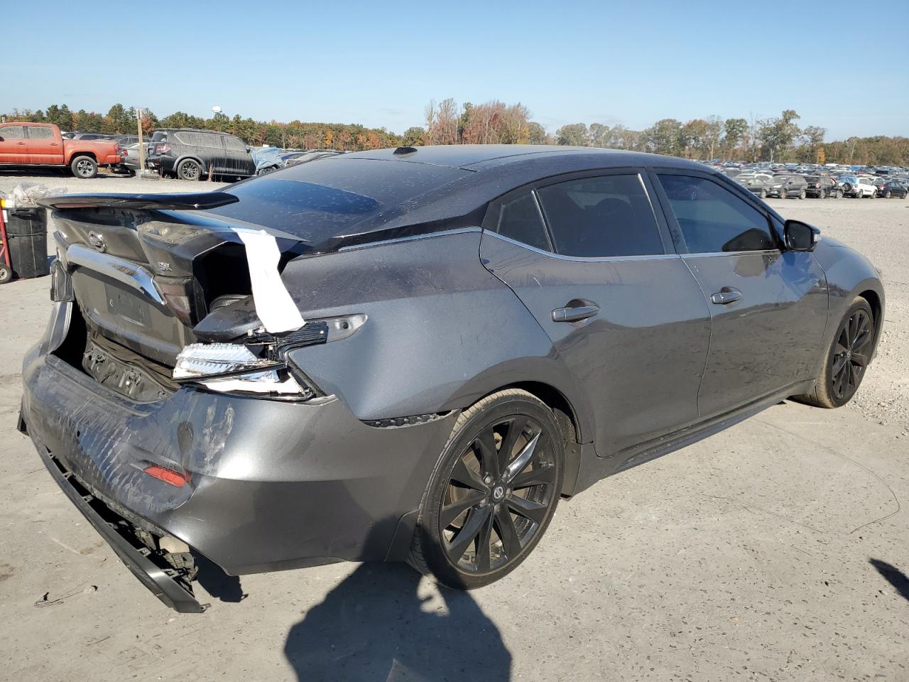 2020 Nissan Maxima - Image 3