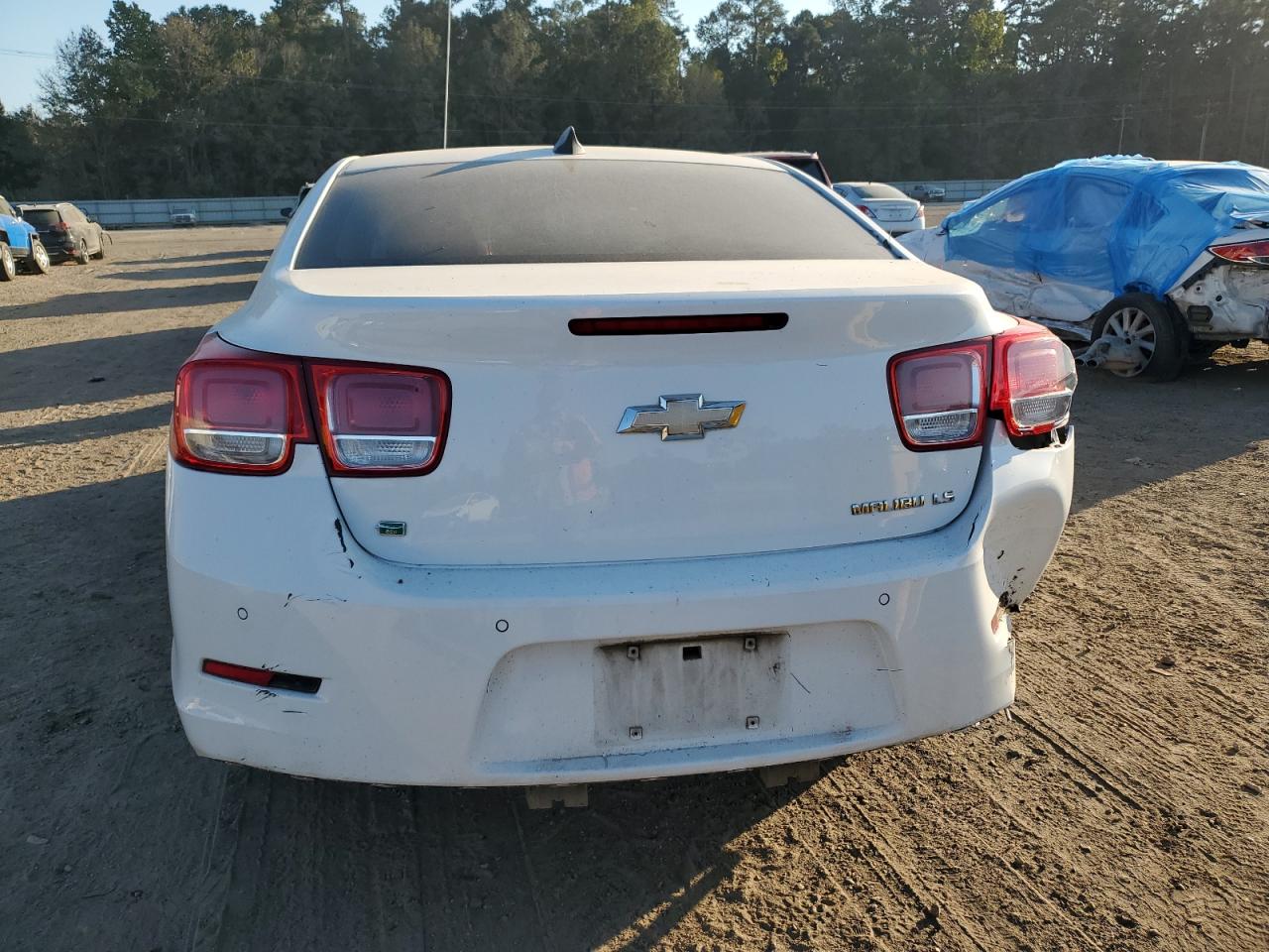 2016 Chevrolet Malibu - Image 6