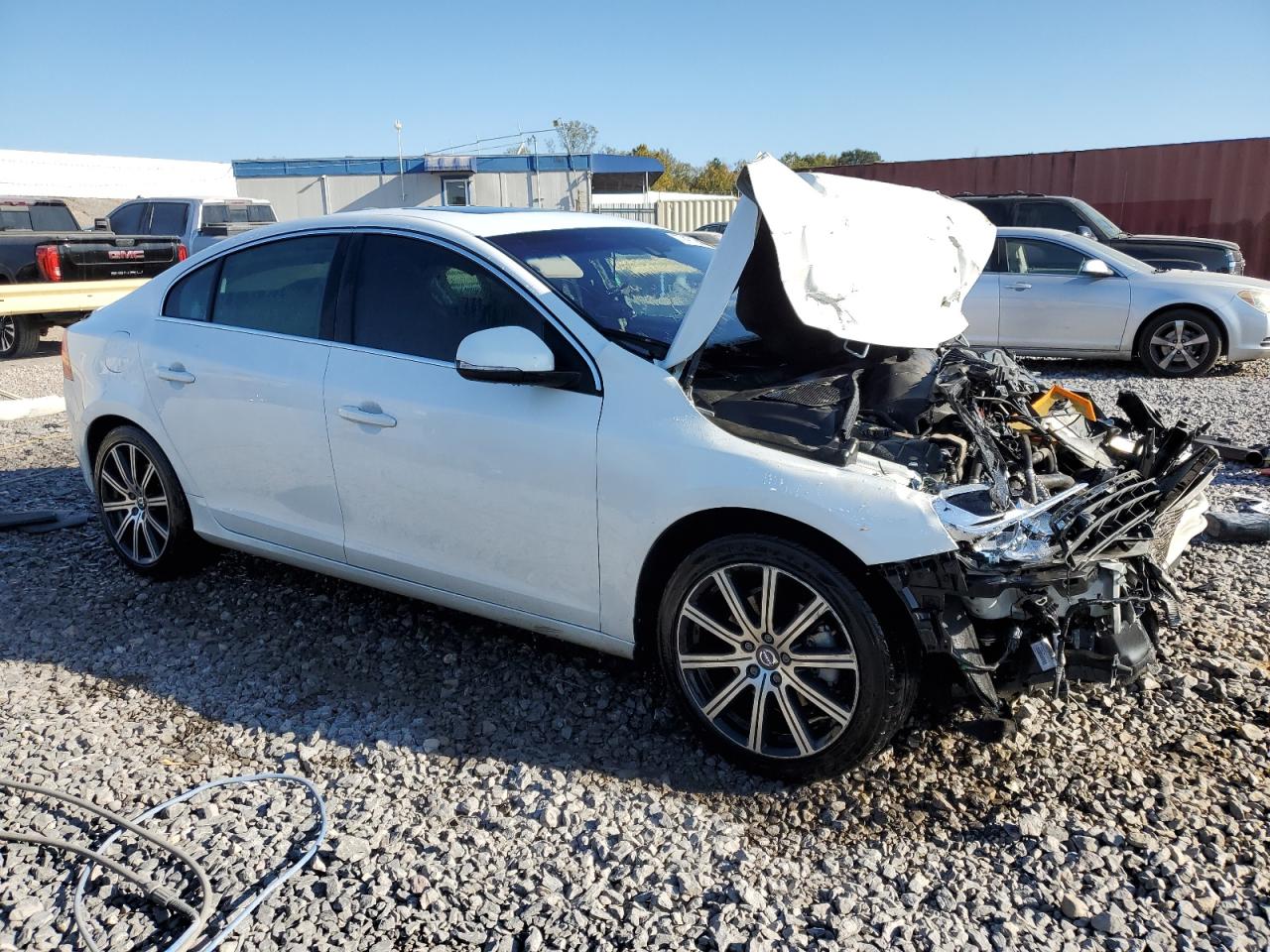 2017 Volvo S60 - Image 4