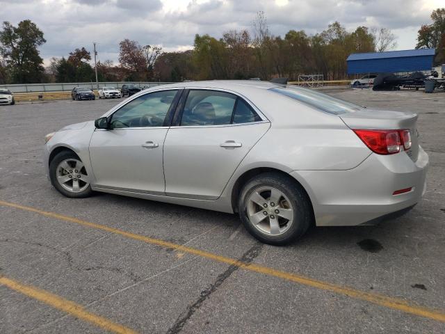 Sedans CHEVROLET MALIBU 2015 Srebrny