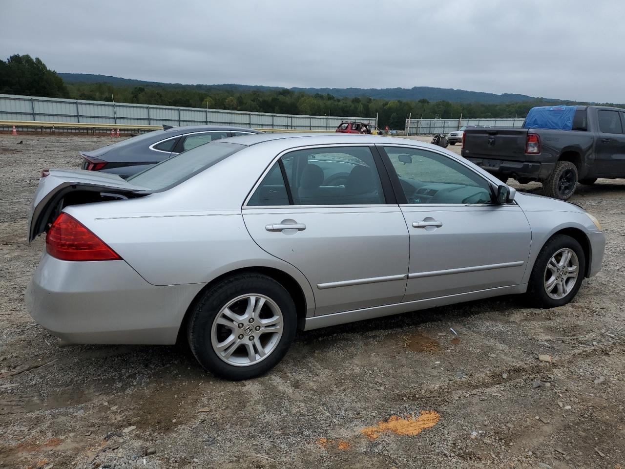 2006 Honda Accord - Image 3