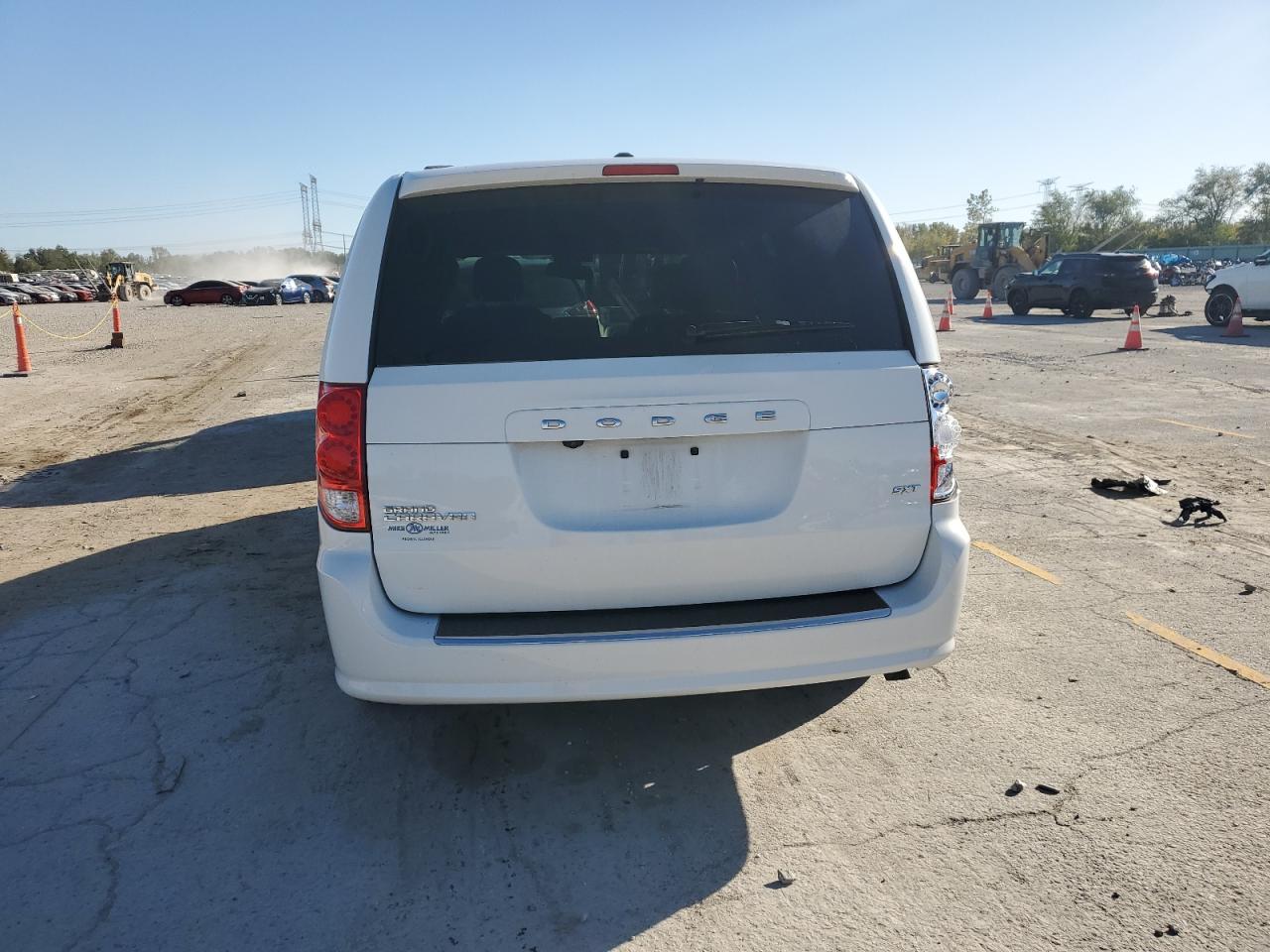 2C4RDGCG6LR175506 2020 Dodge Grand Caravan Sxt