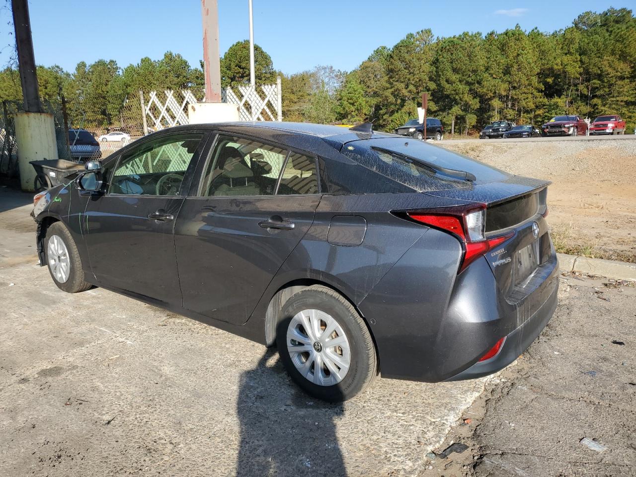 2019 Toyota Prius - Image 2
