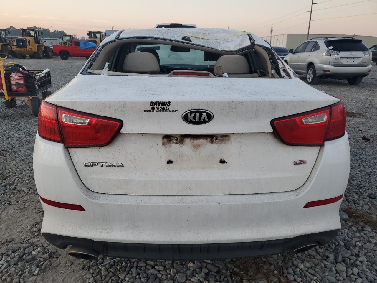 KNAGM4A76F5567828 2015 Kia Optima Lx