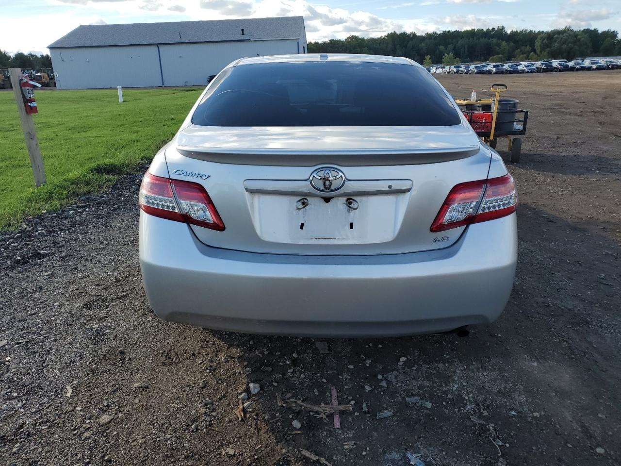 4T1BF3EK1BU732373 2011 Toyota Camry Base