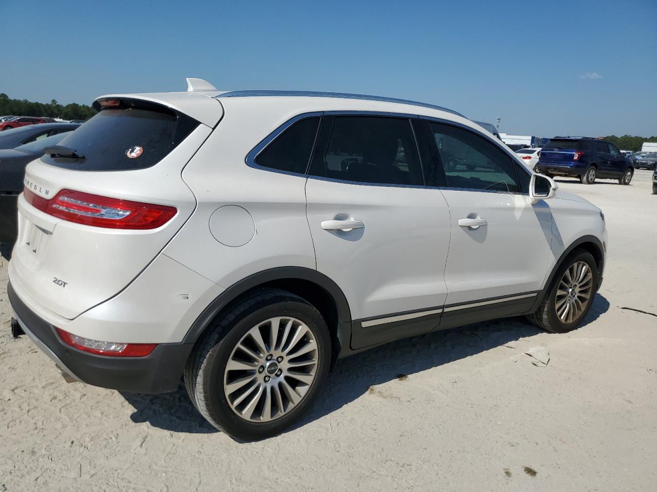 2017 Lincoln MKC - Image 3