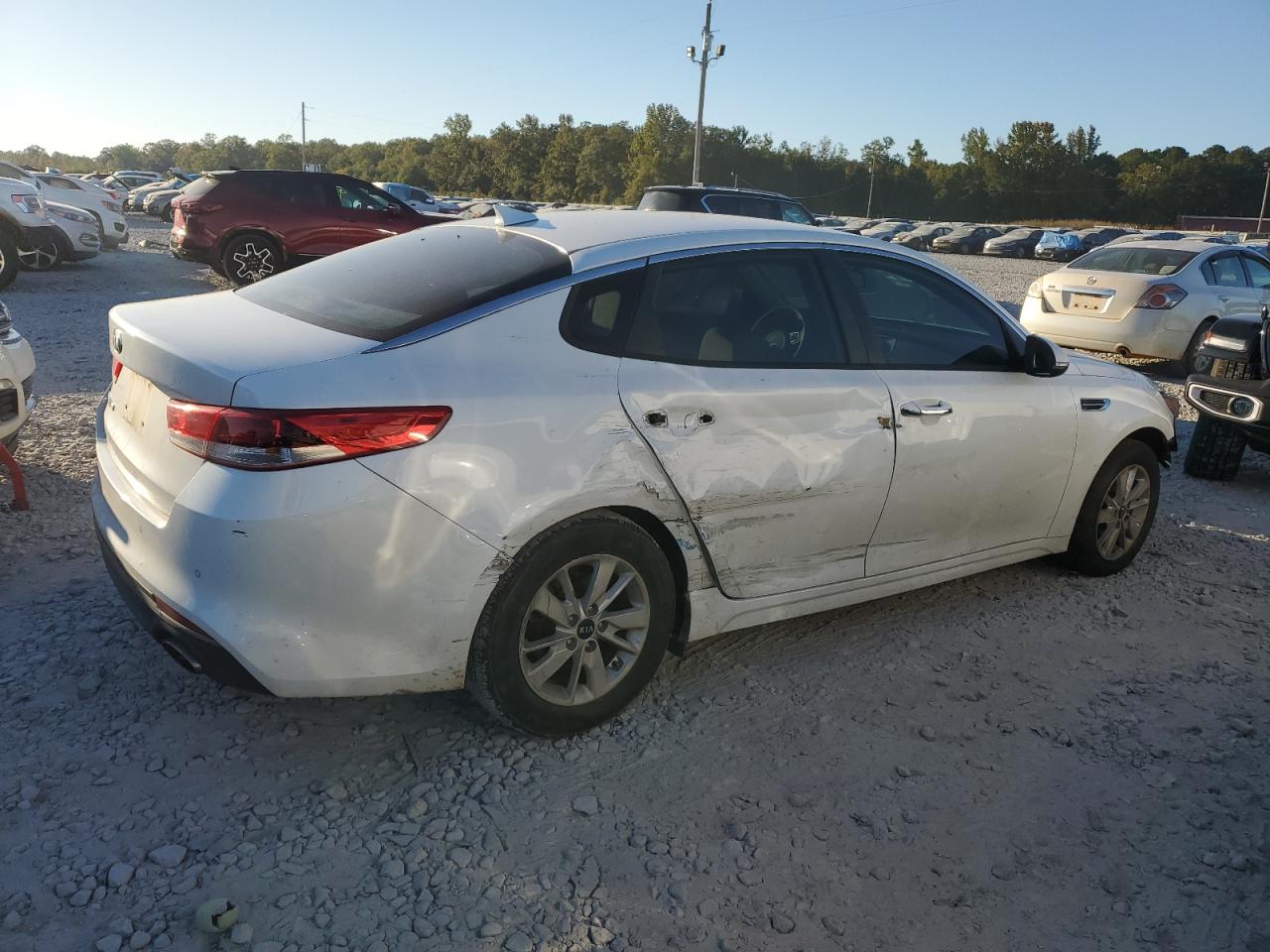 VIN 5XXGT4L39JG193042 2018 KIA OPTIMA no.3