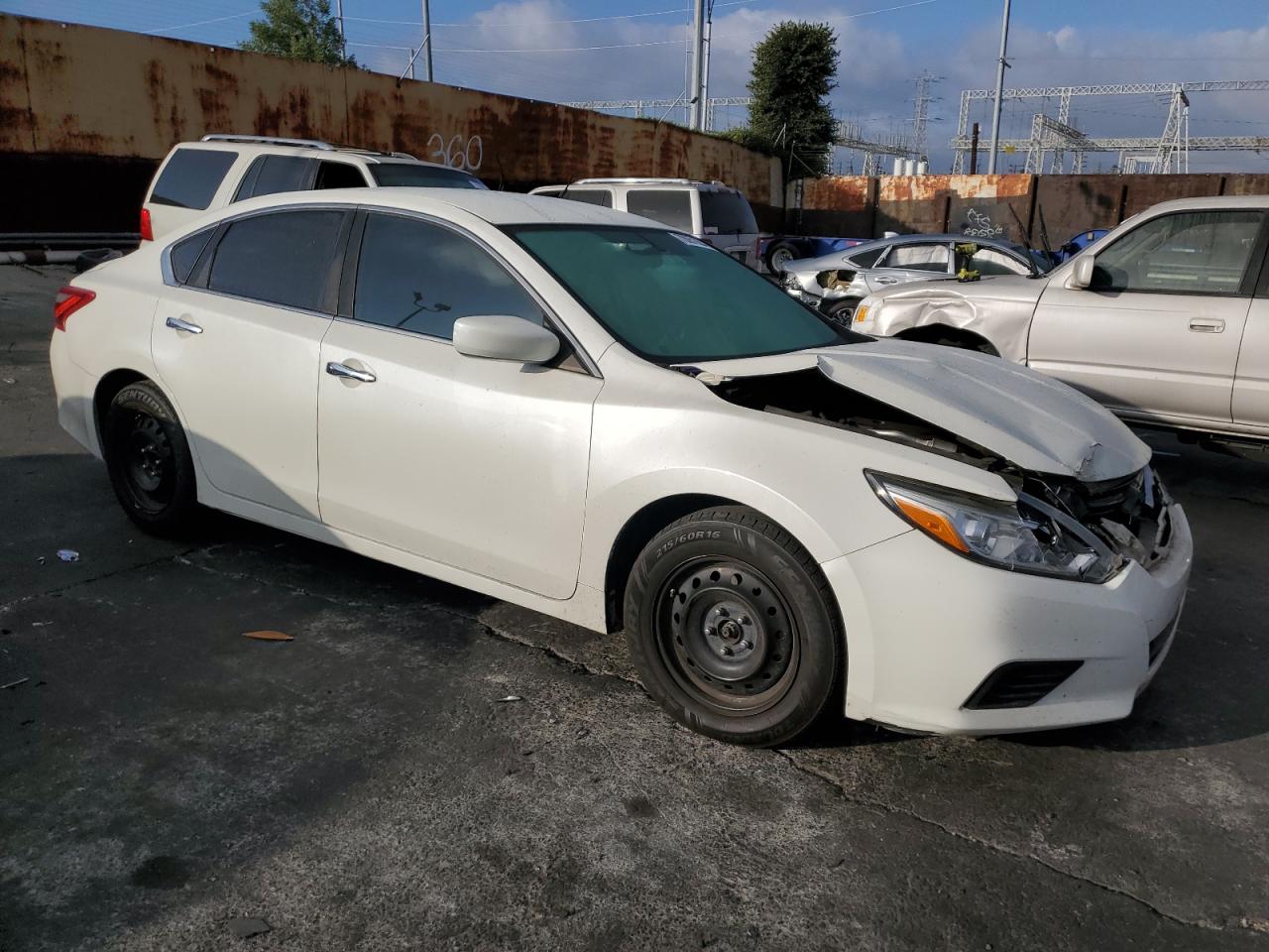 2016 Nissan Altima - Image 4
