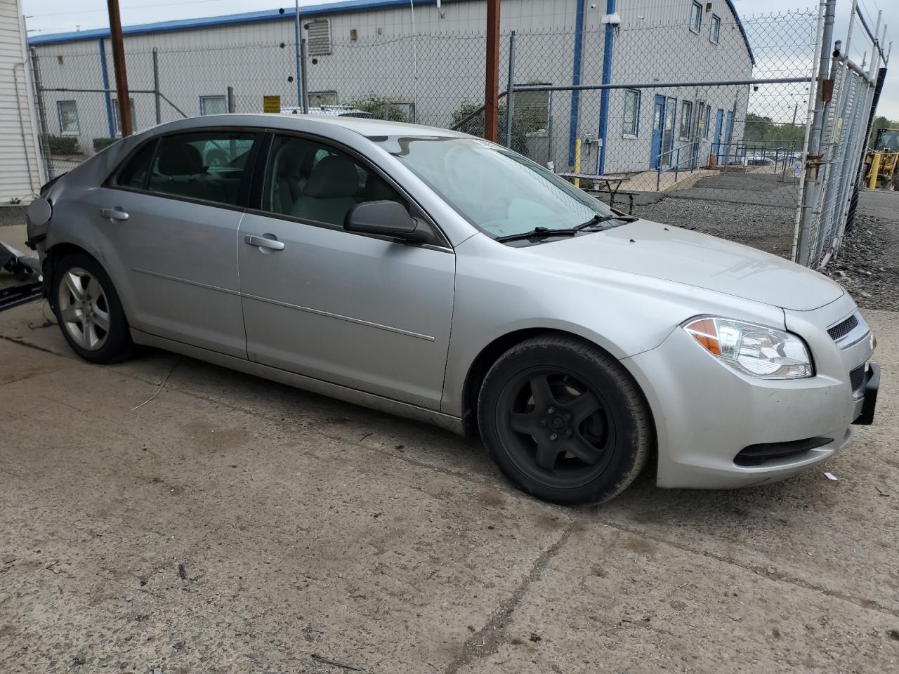 2012 Chevrolet Malibu - Image 4