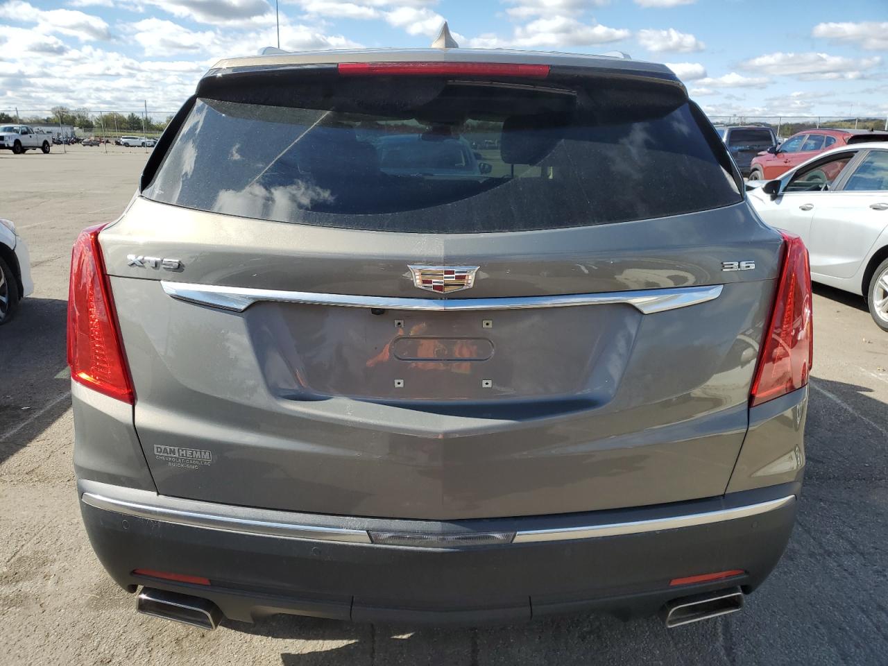 2017 Cadillac Xt5 Luxury VIN: 1GYKNBRS7HZ272296 Lot: 76549294