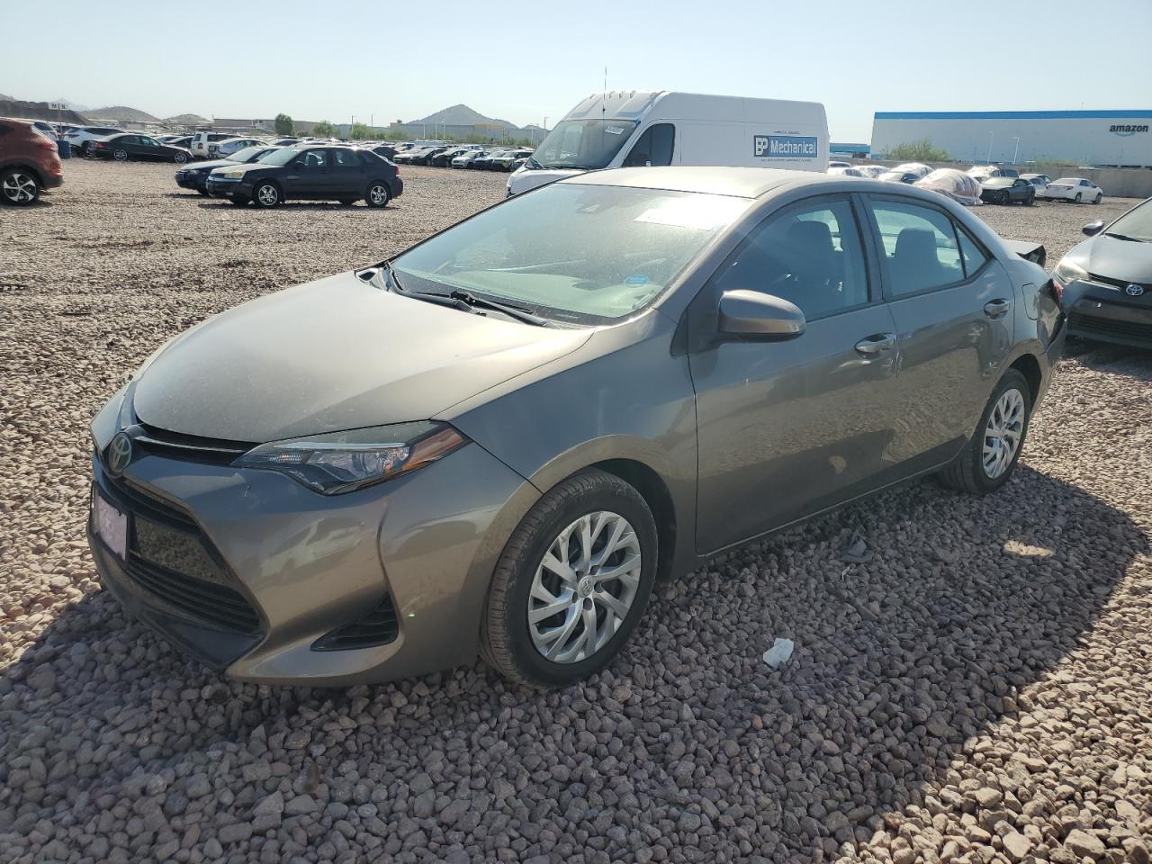 5YFBURHE8HP640590 2017 TOYOTA COROLLA - Image 1