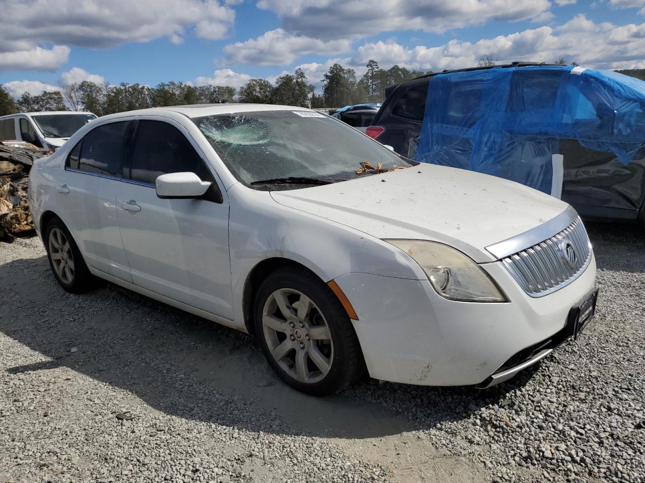 2010 Mercury Milan - Image 4