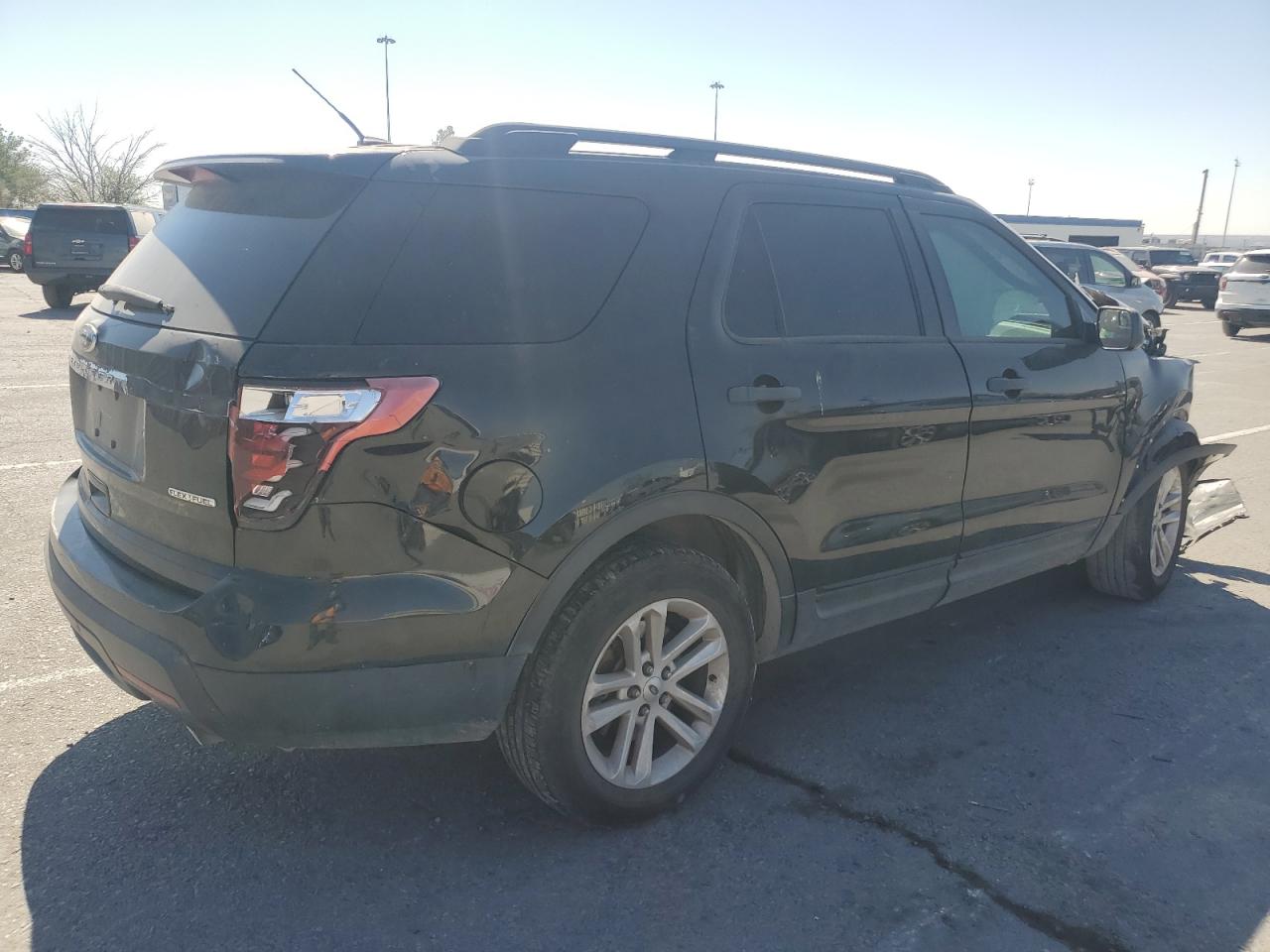 2015 Ford Explorer - Image 3