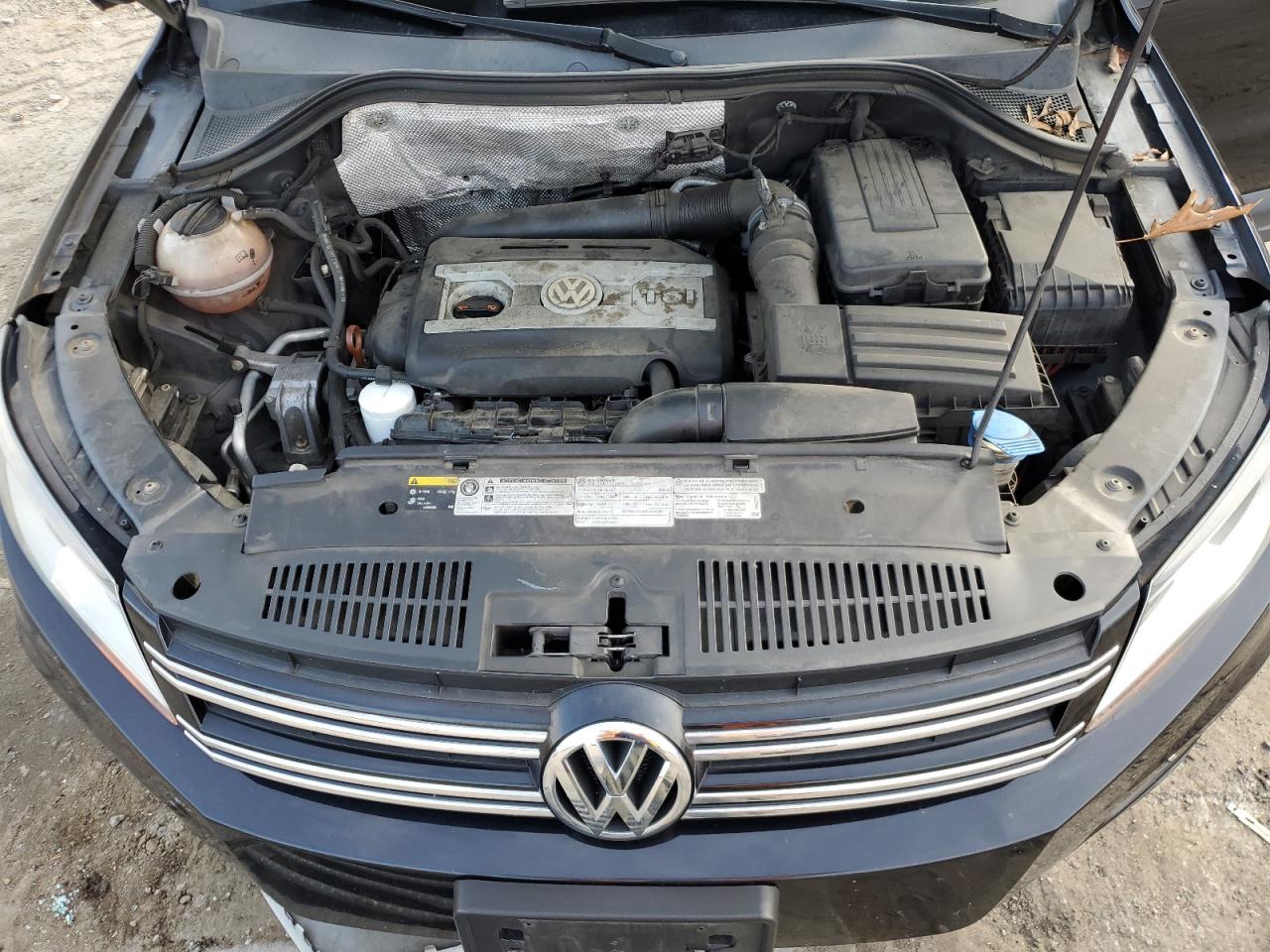 2013 Volkswagen Tiguan S VIN: WVGBV3AX0DW602211 Lot: 74593024