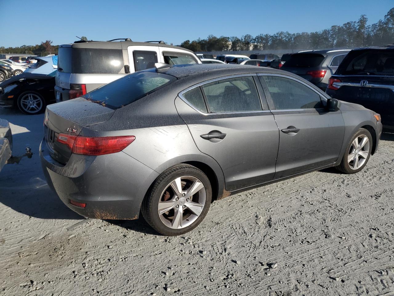 VIN 19VDE1F70DE007114 2013 ACURA ILX no.3