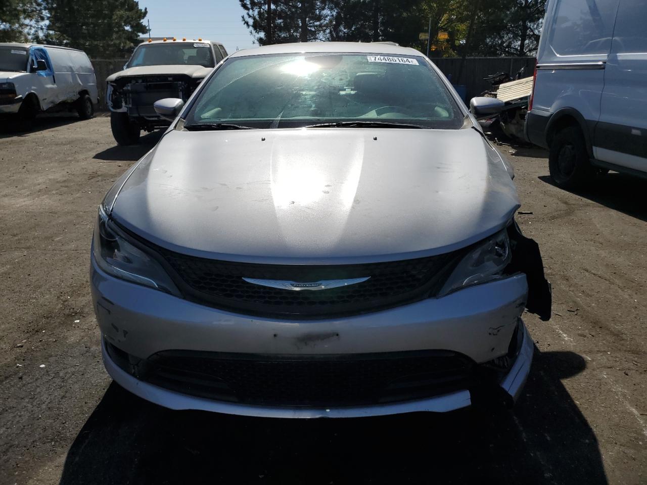 2016 Chrysler 200 - Image 5