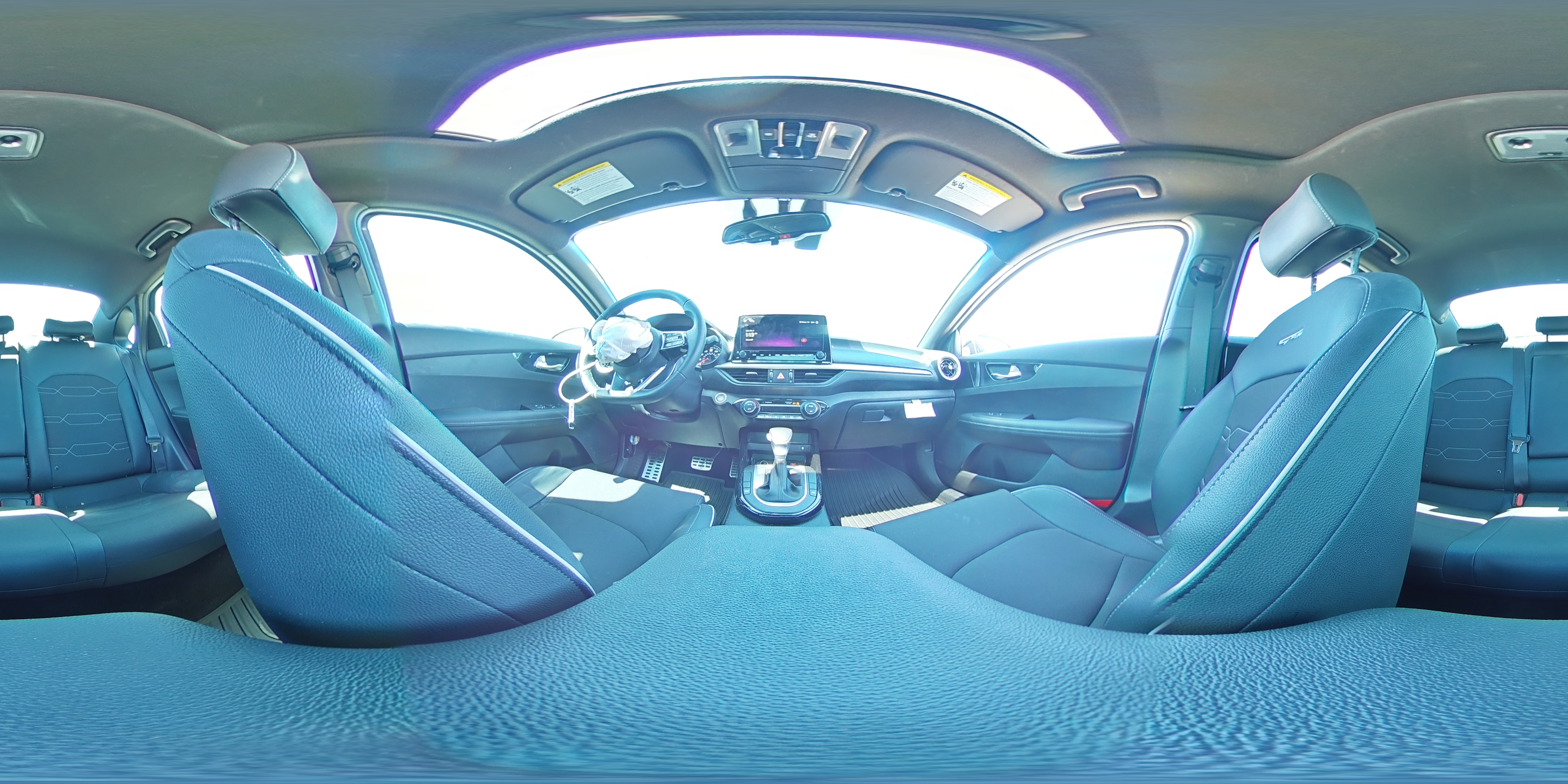 2024 Kia Forte - Image 12