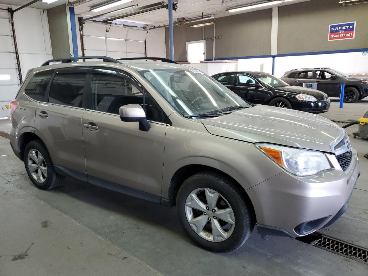 2015 Subaru Forester - Image 4