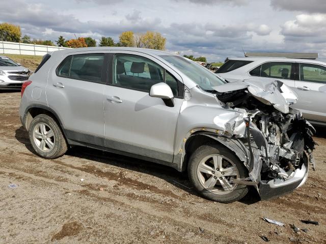  CHEVROLET TRAX 2018 Серебристый