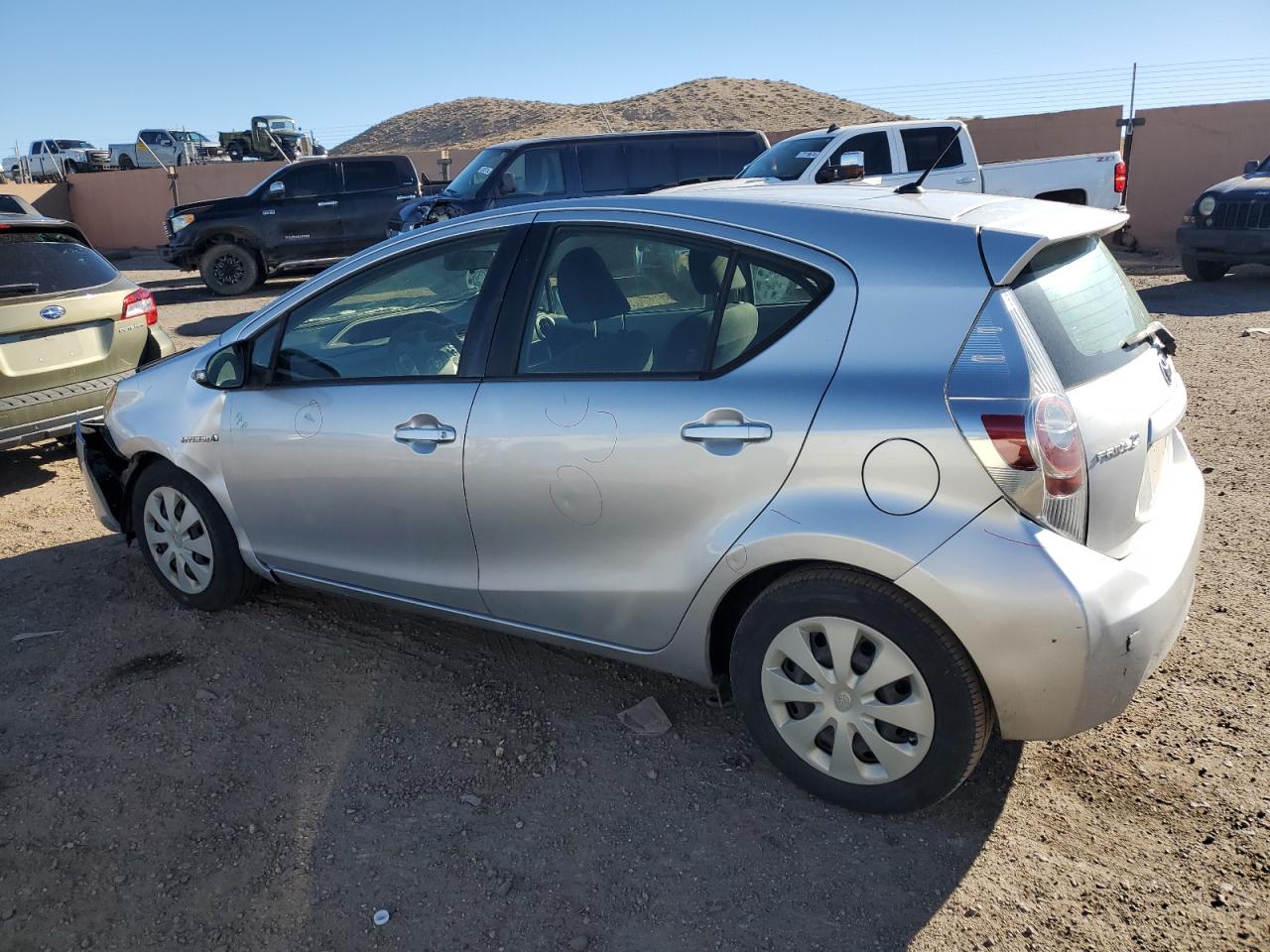 2014 Toyota Prius C VIN: JTDKDTB35E1564122 Lot: 77258154