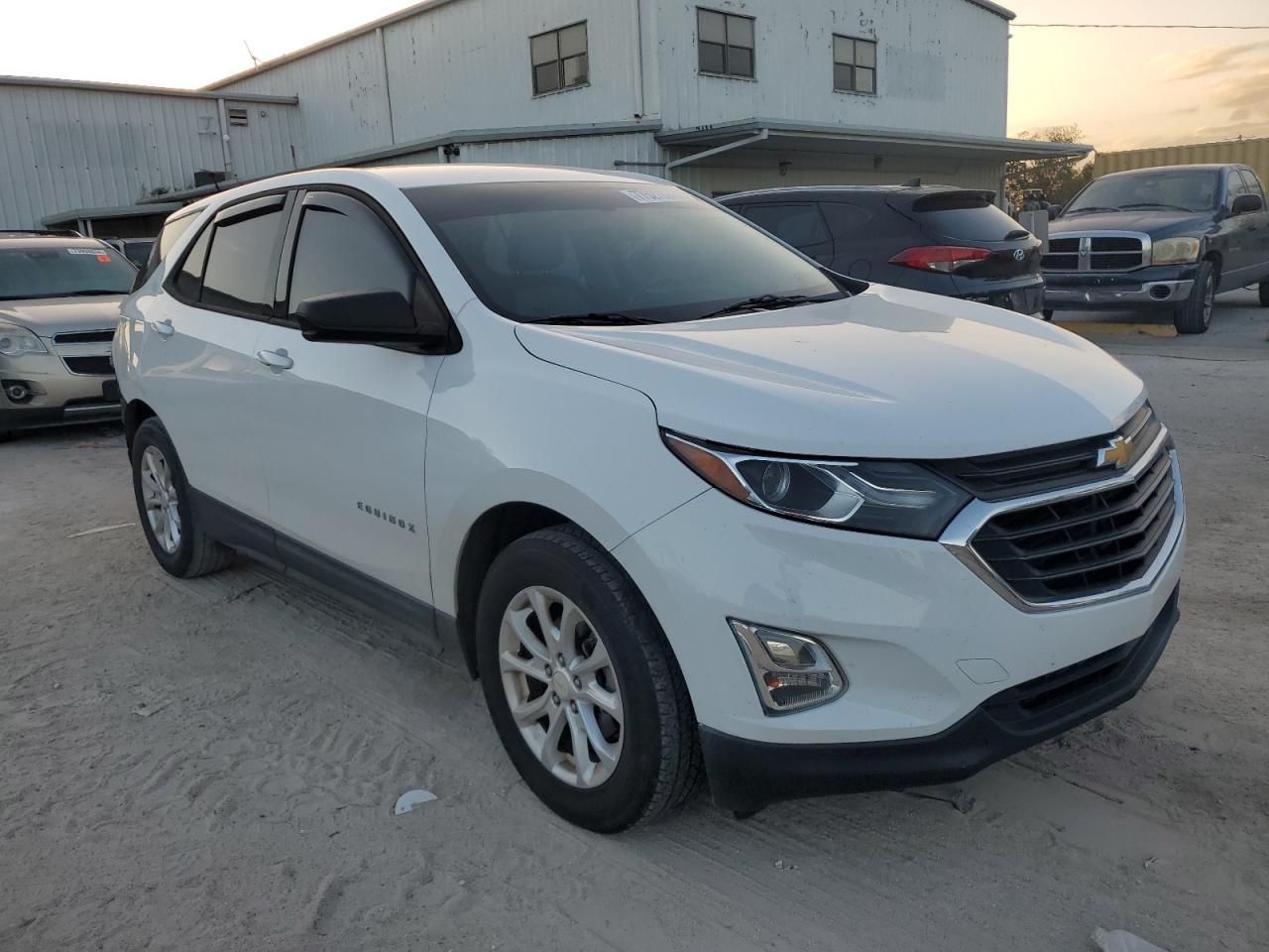 2019 Chevrolet Equinox Ls VIN: 2GNAXHEV5K6147225 Lot: 77527294