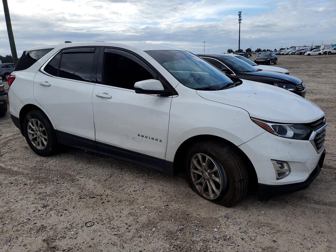 2019 Chevrolet Equinox - Image 4