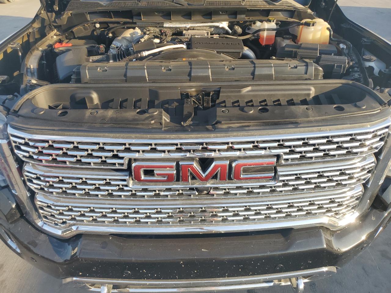 2021 GMC Sierra - Image 11