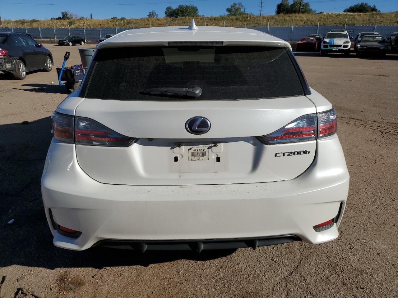 VIN JTHKD5BHXH2299038 2017 LEXUS CT 200 no.6