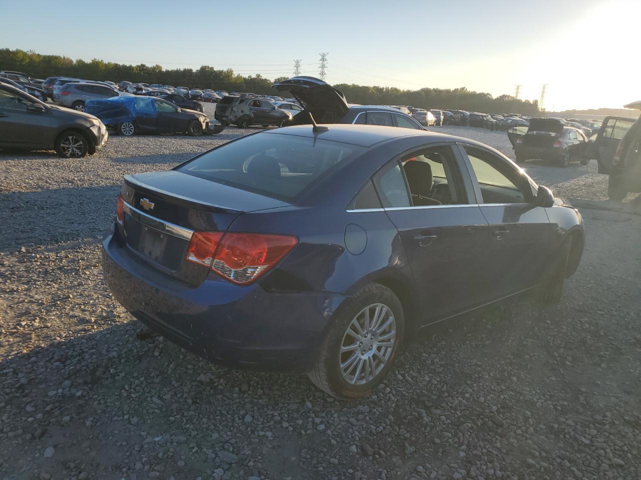 2013 Chevrolet Cruze - Image 3