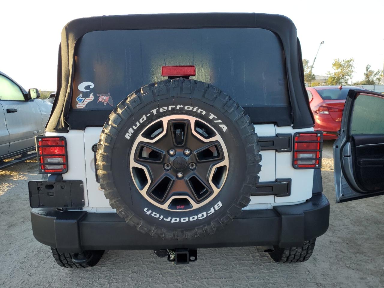 2014 Jeep Wrangler Sport VIN: 1C4AJWAG2EL270398 Lot: 76105964