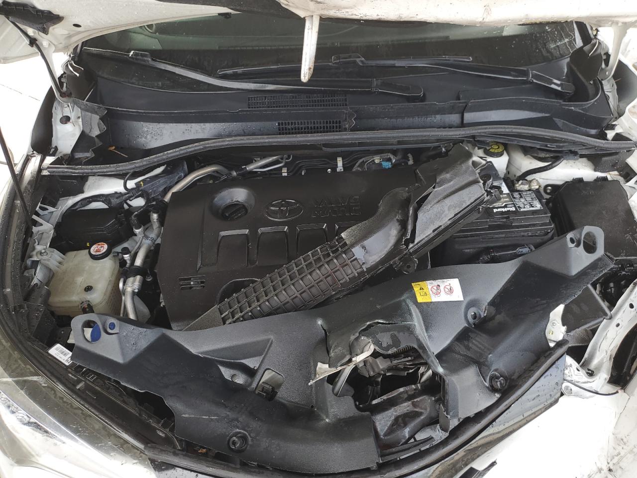 2019 Toyota C-HR - Image 12