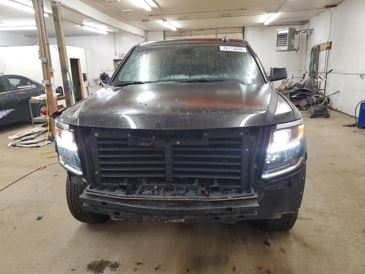 2019 Chevrolet Tahoe K1500 Lt VIN: 1GNSKBKC5KR365785 Lot: 76113034