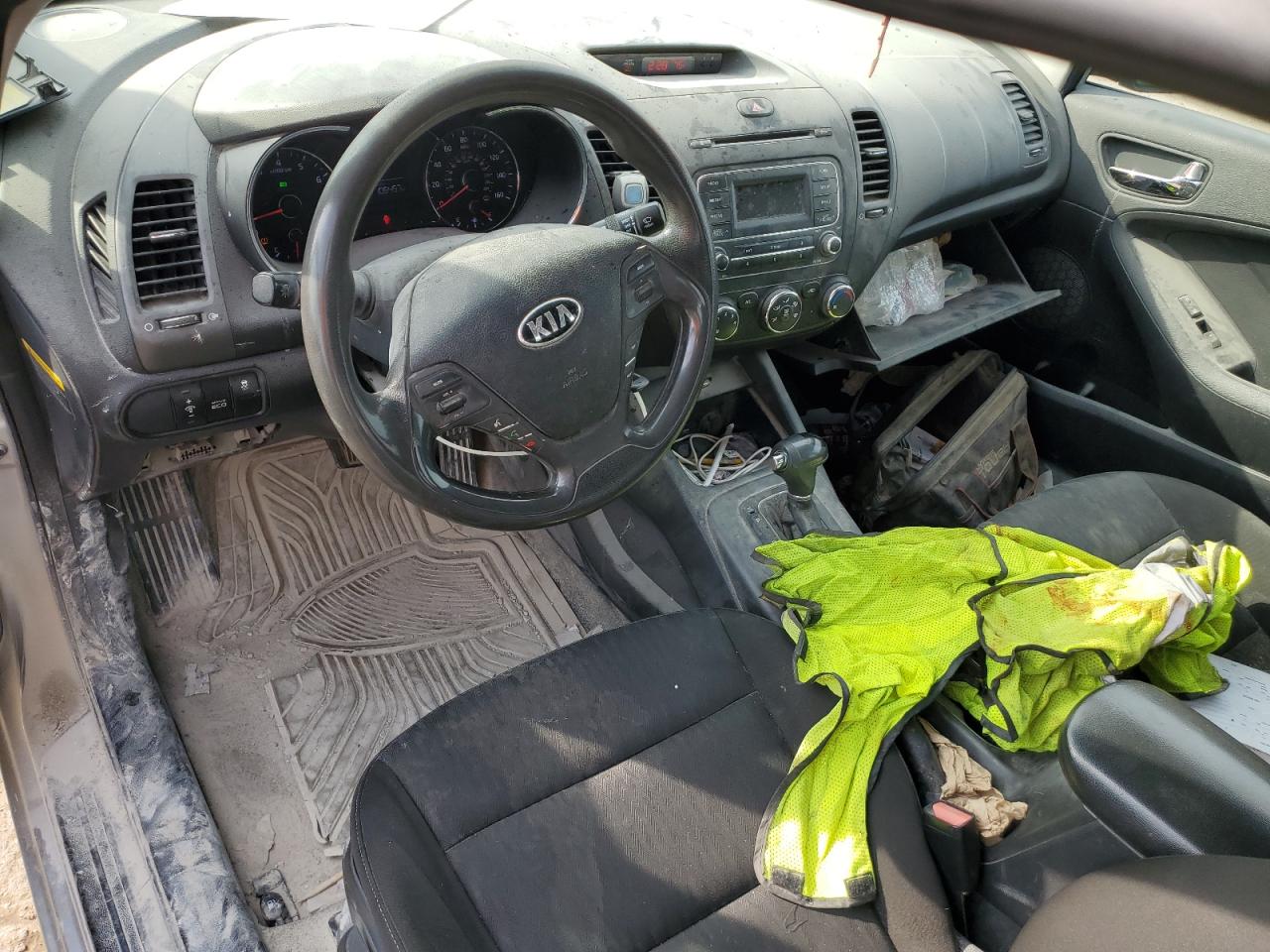 2016 Kia Forte - Image 8