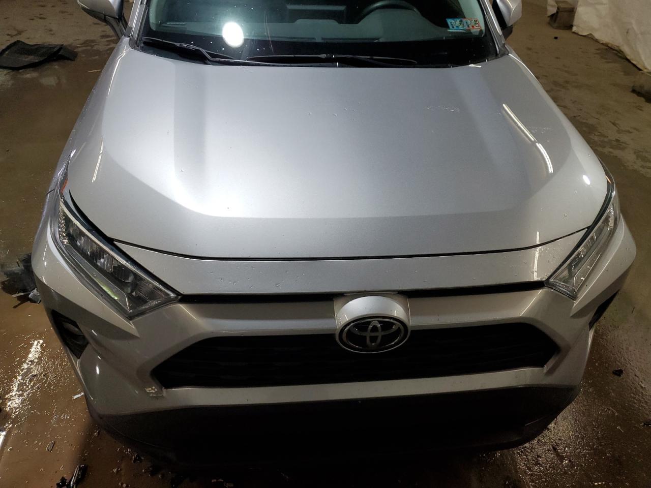 2021 Toyota RAV 4 - Image 12