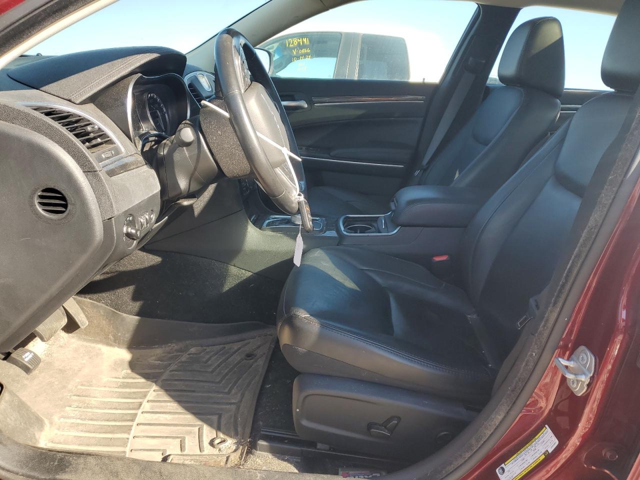 2020 Chrysler 300 - Image 7