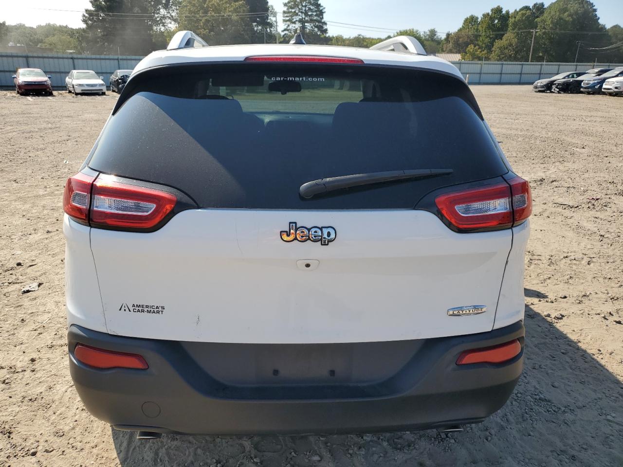 2014 Jeep Cherokee Latitude VIN: 1C4PJLCS9EW319704 Lot: 75004334