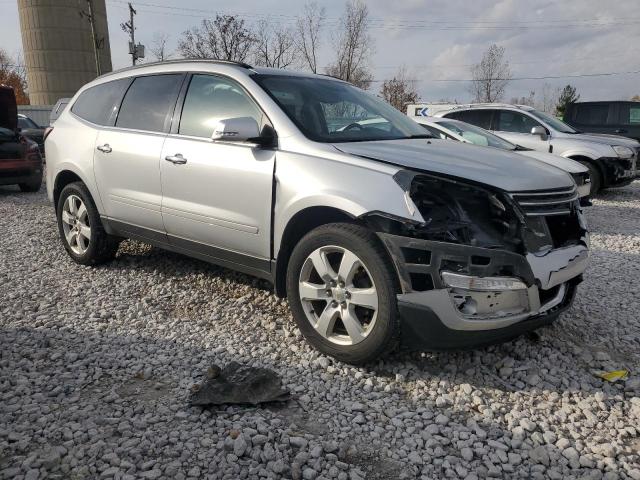 Parquets CHEVROLET TRAVERSE 2017 Silver