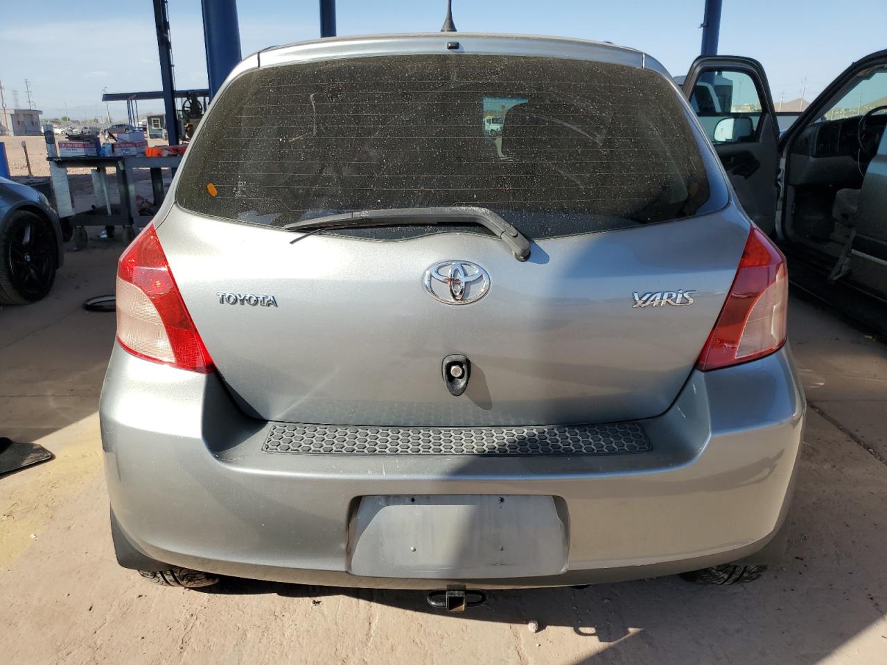 2007 Toyota Yaris VIN: JTDJT923275068711 Lot: 74321824