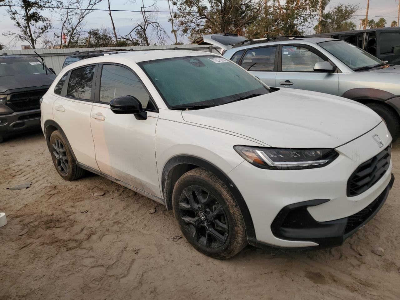2024 Honda HR-V - Image 4