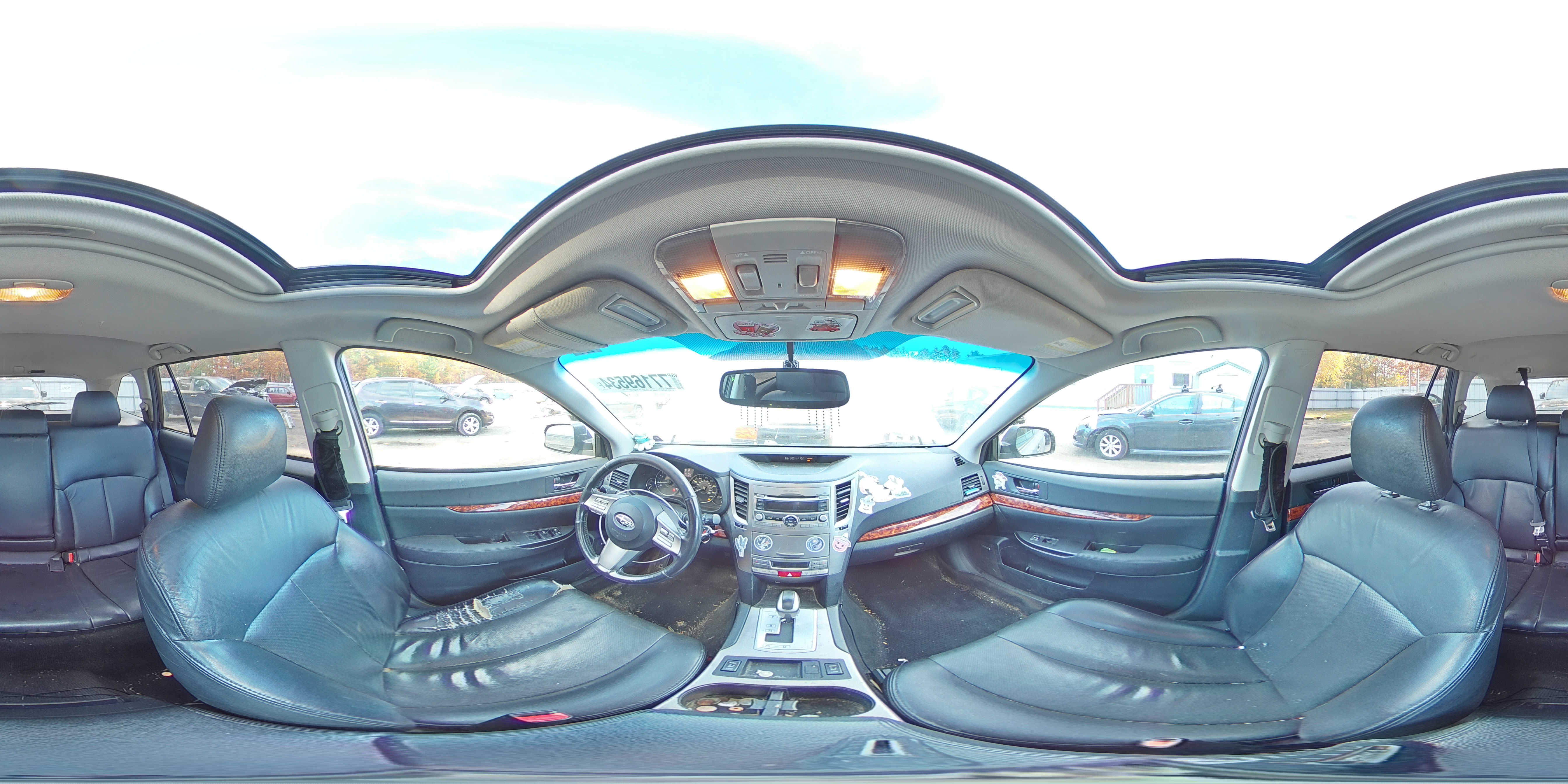 2011 Subaru Outback - Image 14
