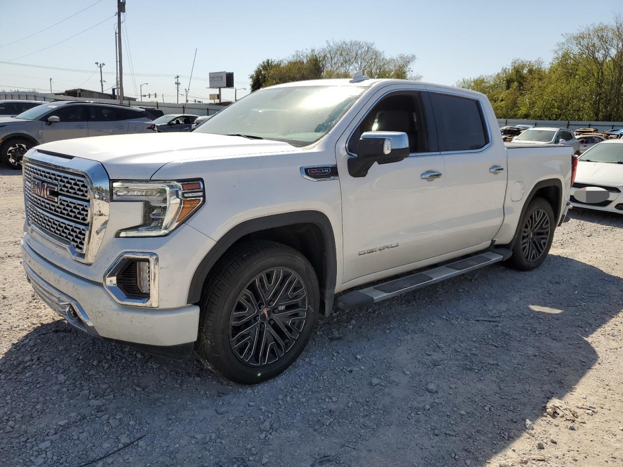 2022 GMC Sierra - Image 1