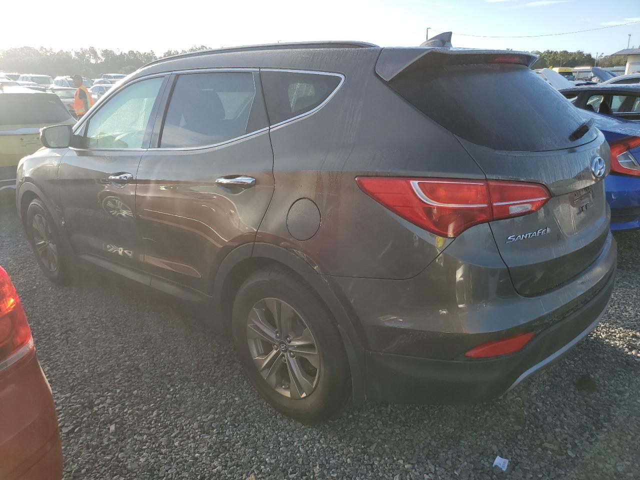 2014 Hyundai Santa Fe - Image 2