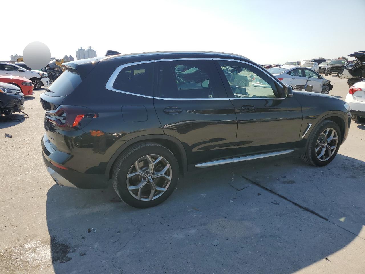 2023 BMW X3 - Image 3