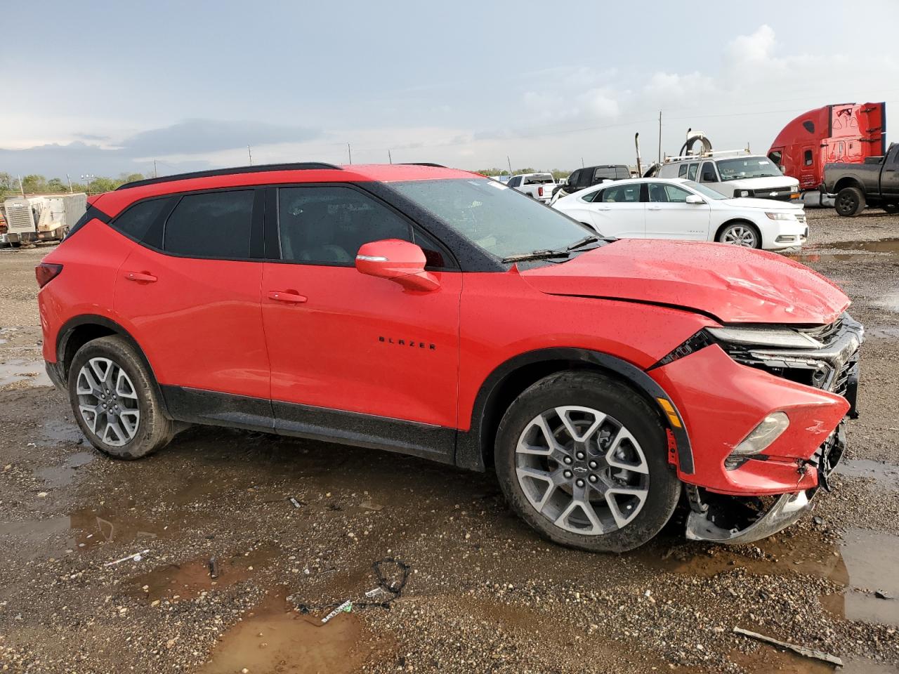 2023 Chevrolet Blazer - Image 4