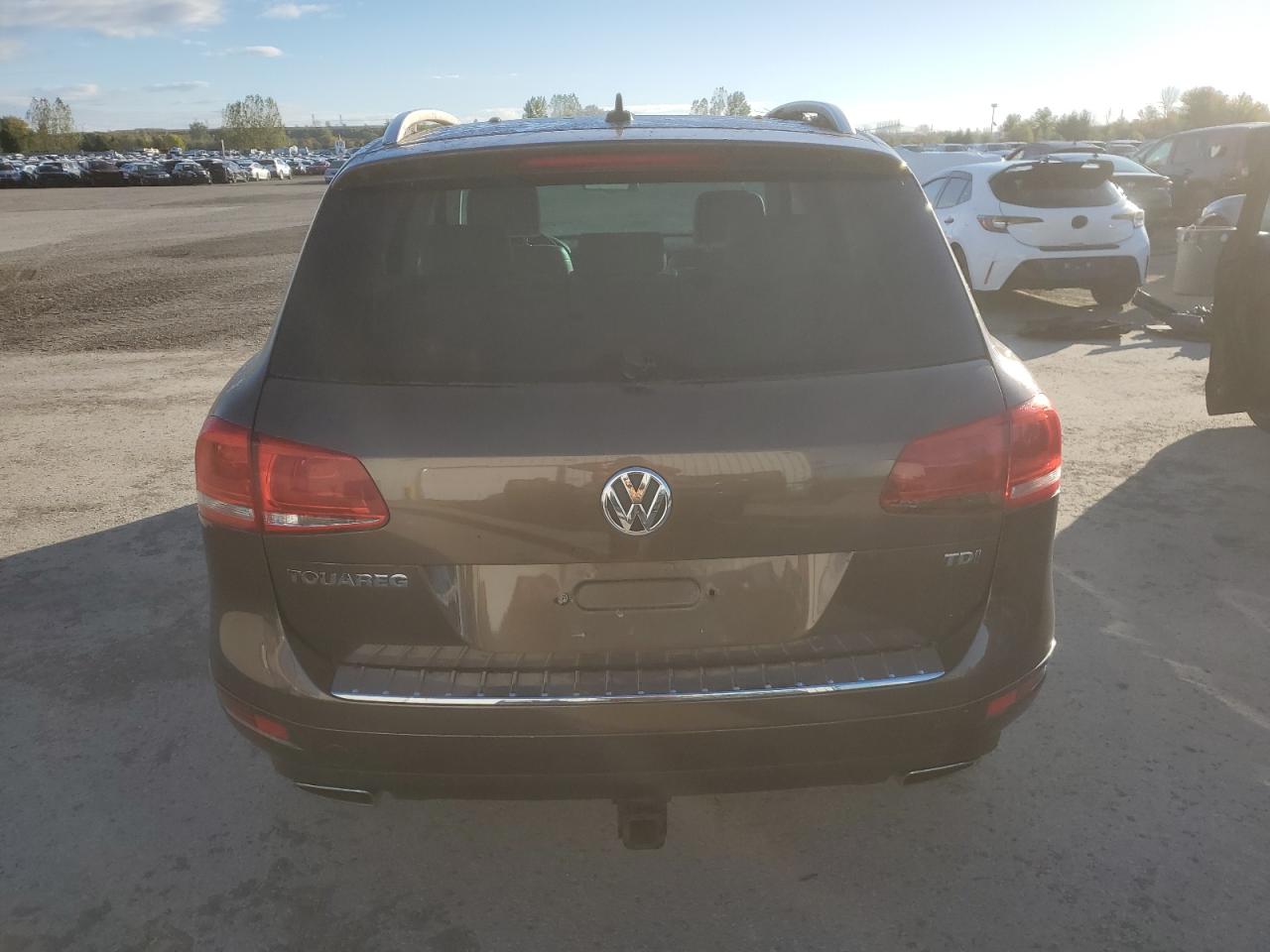 2011 Volkswagen Touareg V6 Tdi VIN: WVGFK9BPXBD002137 Lot: 75410144