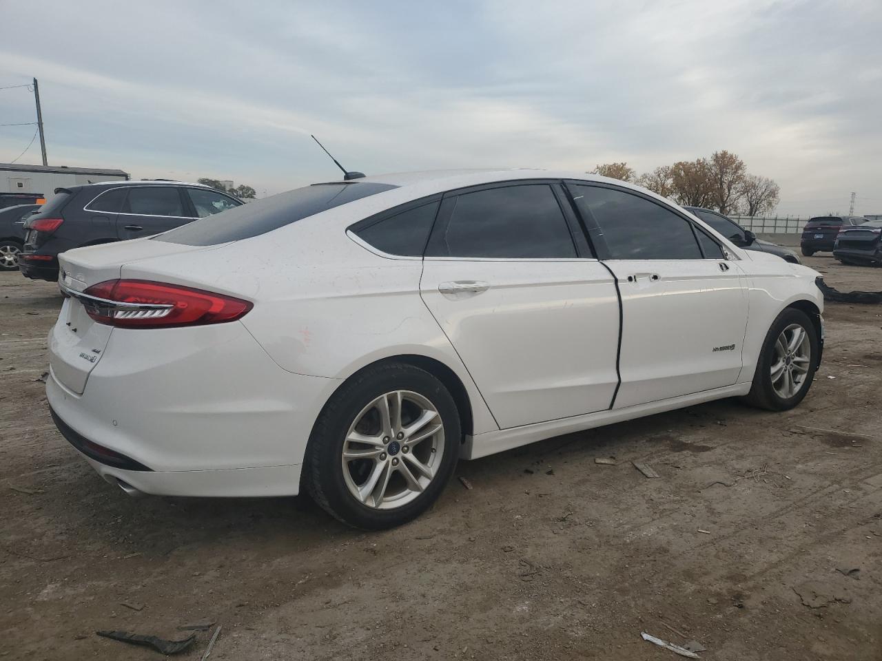 2018 Ford Fusion - Image 3
