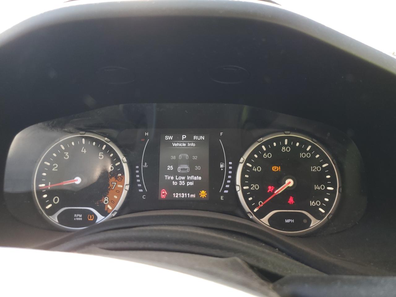 2018 Jeep Renegade - Image 9